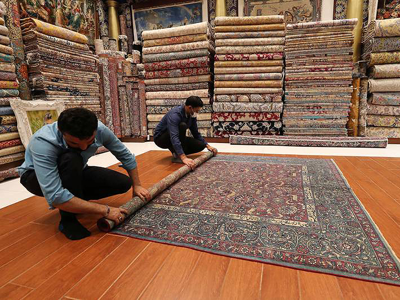 گزارشی از عرضه فرش ایران در بازار دبی
